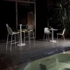 Club Outdoor Table