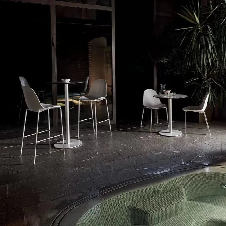 Club Outdoor Table