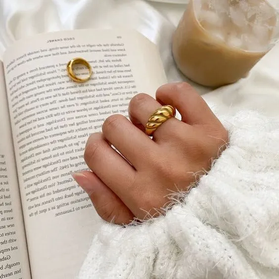 Croissant Ring